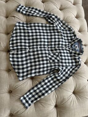 The Black Dog Black & White Gingham Button-Down Shirt